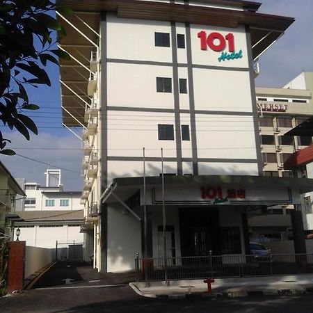 101 Hotel Мірі Екстер'єр фото