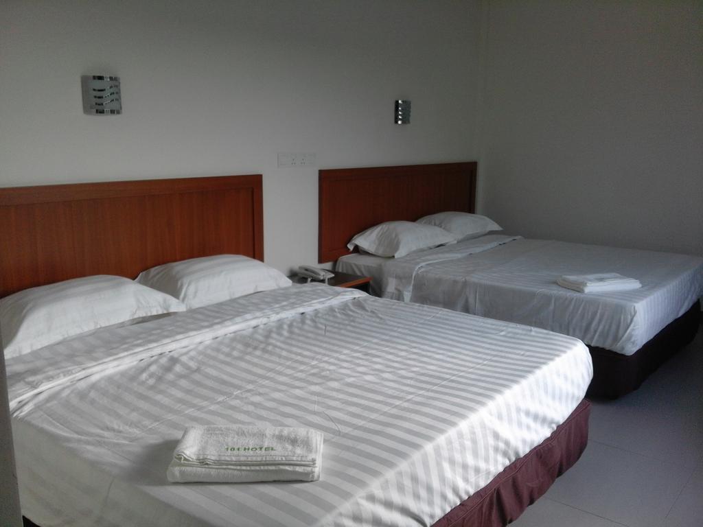 101 Hotel Мірі Номер фото