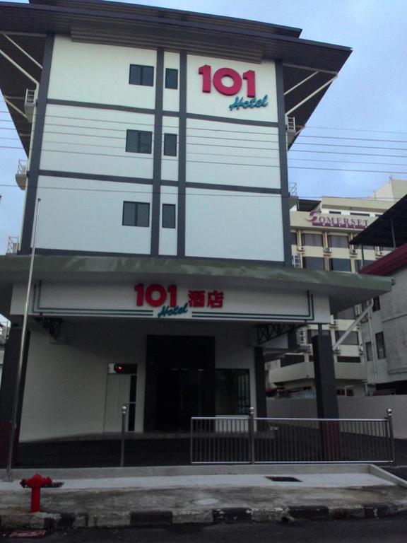 101 Hotel Мірі Екстер'єр фото